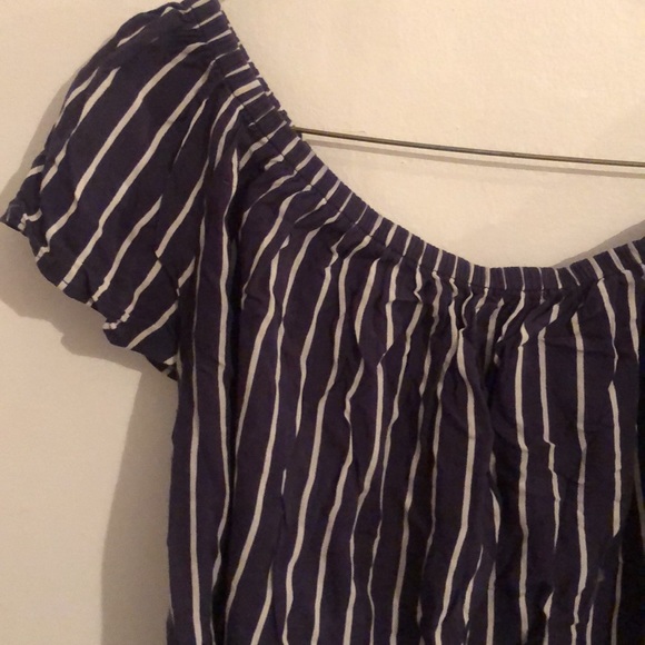 Striped flowy top - Picture 2 of 3